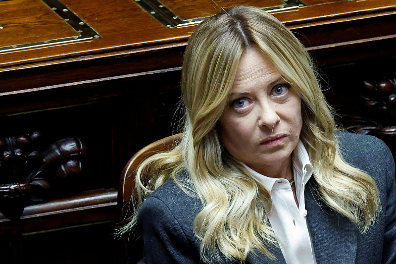 Giorgia Meloni will distance herself from Trump due to his unpopularity in Italy.