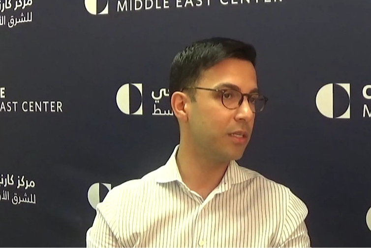 Shadows of the past loom over the negotiations: "Control of the Strait of Hormuz will be a matter of life, not a red line."