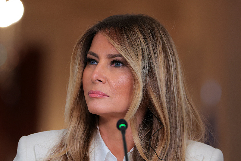 Epstein's victims lashed out at Melania Trump, accusing her of shifting the burden onto them: "The survivors have done their part."