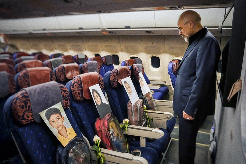 Iran sends symbolic message ahead of talks with the US: Photos of children killed on flight to Islamabad