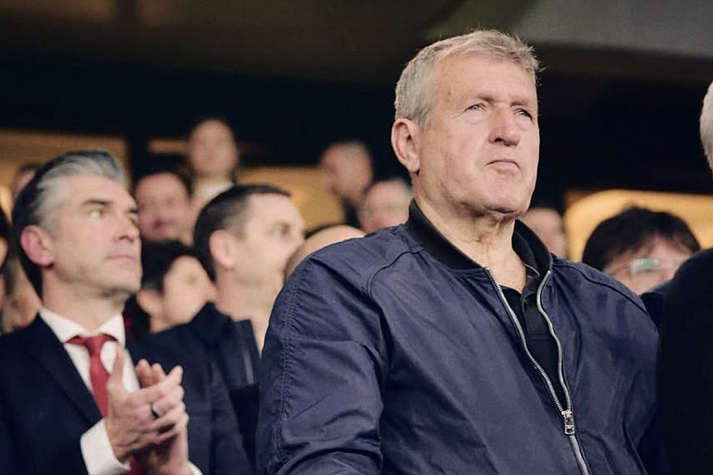The legend returns to the Parc des Princes: Safet Sušić was a special guest at the PSG vs. Liverpool match.