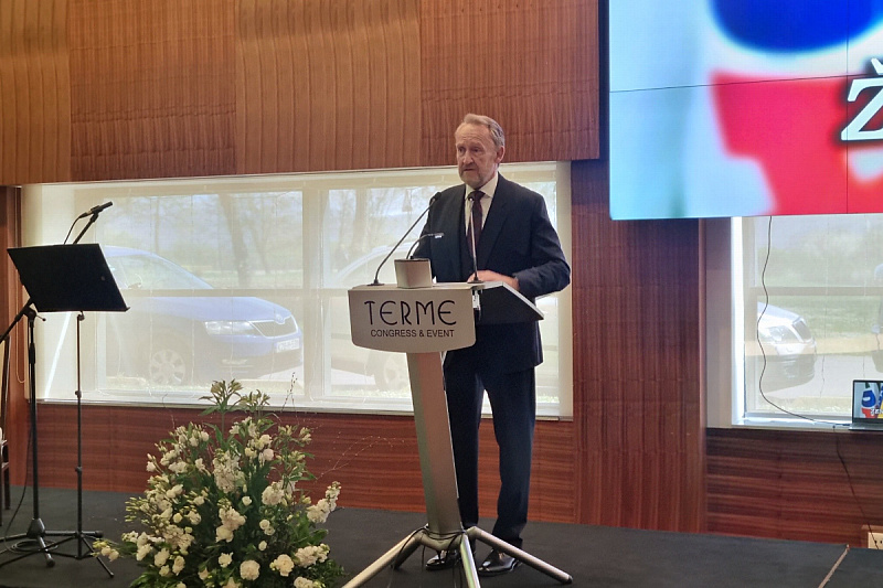 Izetbegovic announces fight for elections: For the Troika to leave, Denis Bećirović must also go