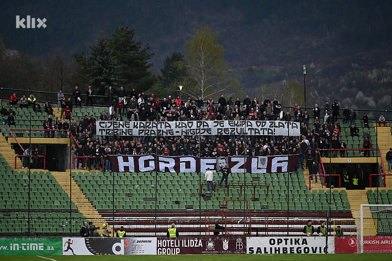 The horde of evil dissatisfied with the club's leadership has raised a new slogan against Ismir Mirvić.