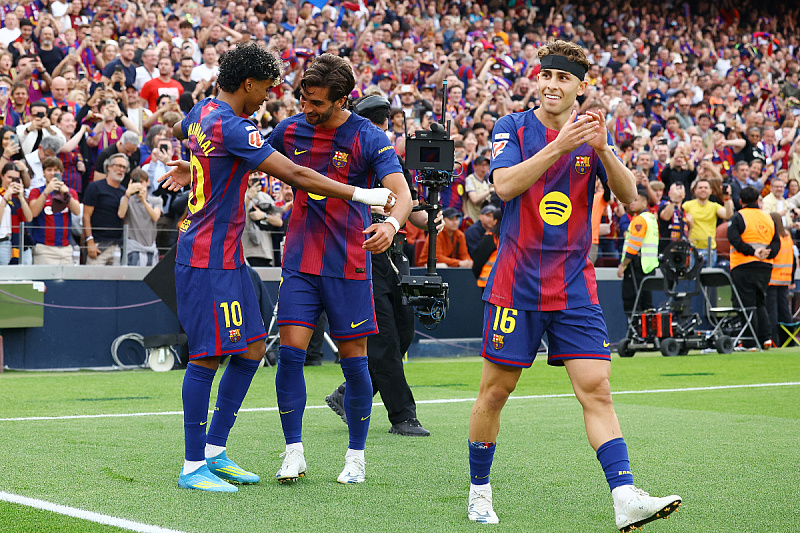 Barcelona convincing in the city derby for a plus nine over Real Madrid