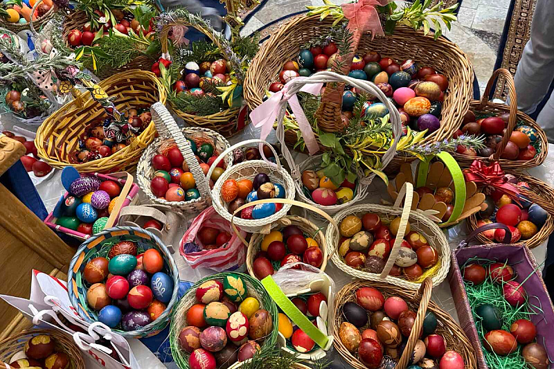 What Easter looks like in Goražde and Donja Sopotnica: Liturgy, fellowship, and egg tapping gathered the faithful.
