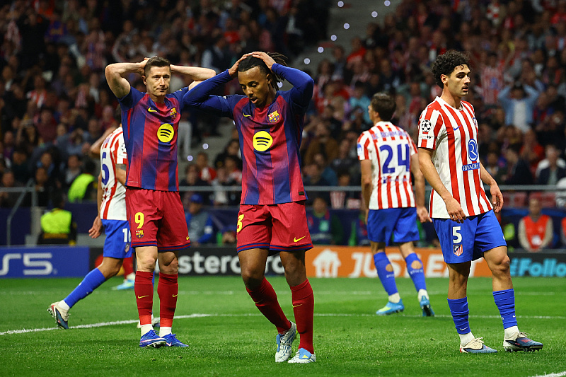 Barcelona will not be European champion for the tenth consecutive season: Elimination in the quarterfinals has become a frequent occurrence for them.