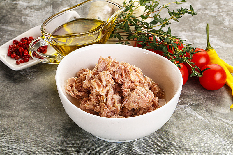 Canned tuna will taste much better if you add one simple ingredient.