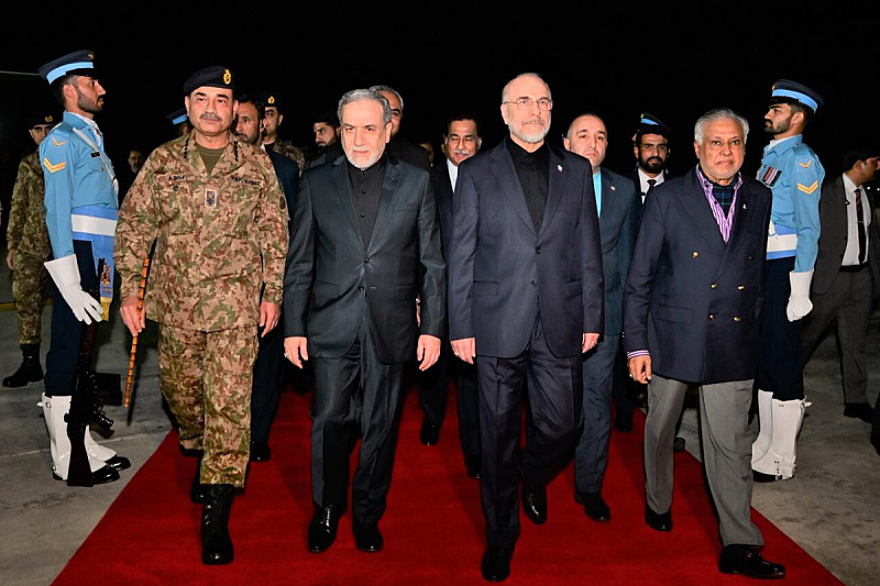 Negotiations in Islamabad are not over: US ready to make a deal with Iranian "pragmatist"