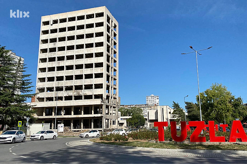 The Tuzla government is focusing on key projects in the election year, including education, healthcare, and police.