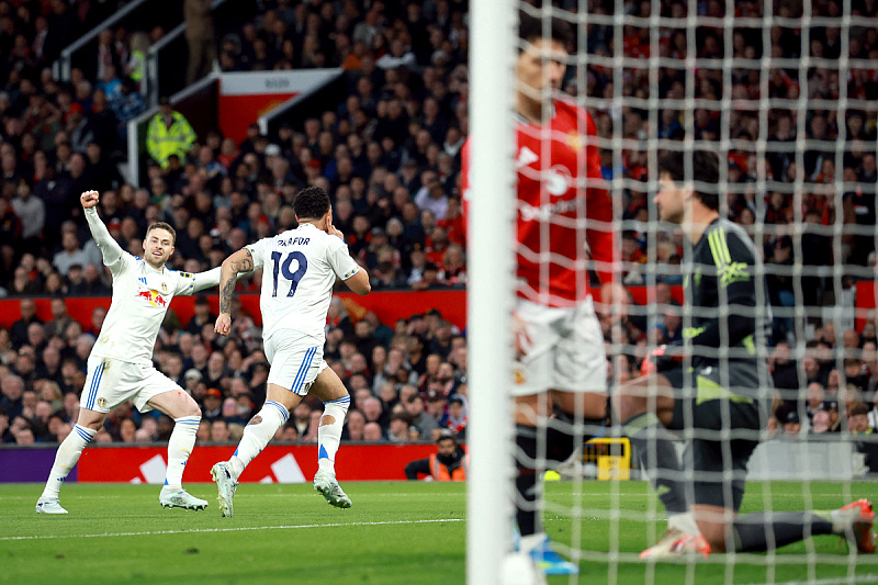 Leeds defeated Manchester United at Old Trafford and took a major step towards survival among the elite.
