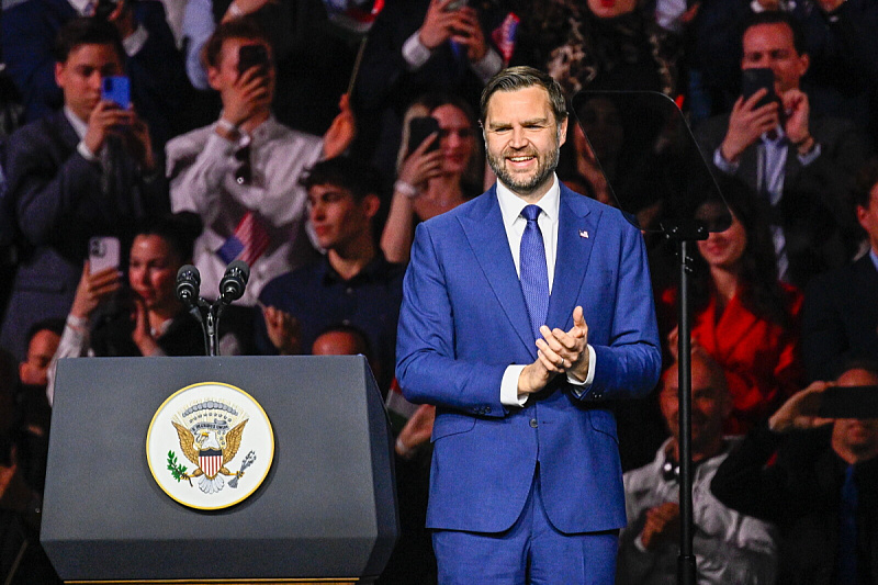 JD Vance accused Iran of "economic terrorism against the entire world" due to the blockade of the Strait of Hormuz.