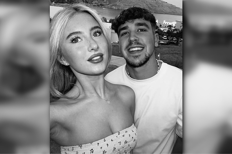 Sheffield star expecting a baby with his manager's daughter