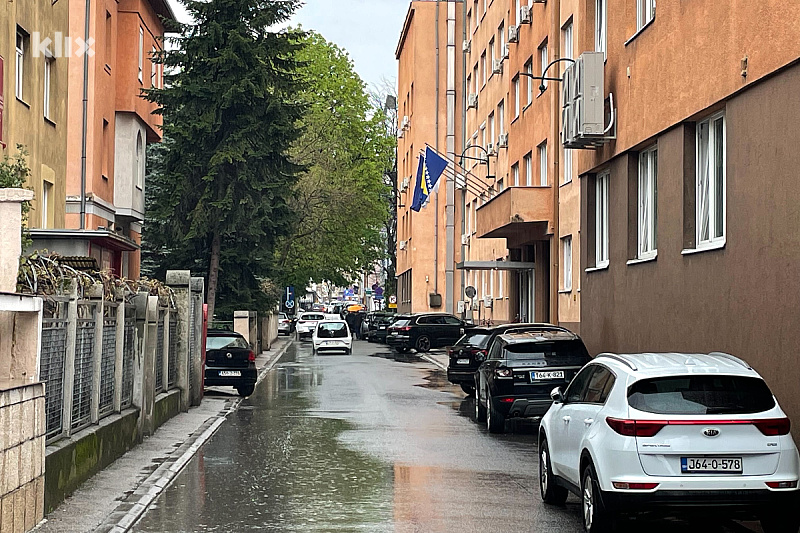 Members of the MUP KS are searching the premises of the FUP, controversial appointment of acting director Aldin Sinanović.
