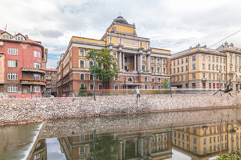 The University of Sarajevo is calling on councilors to reject the plan for Quadrant C and to find a reasonable solution.