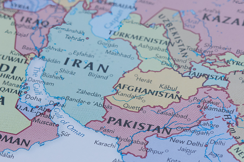 Key mediator between Iran and the U.S. arrives in Tehran with a message from Washington