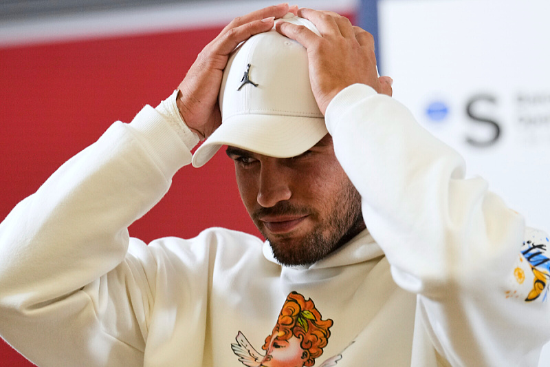 Shock in Barcelona: Alcaraz withdraws from tournament, Sinner extends lead