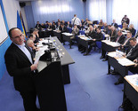 Vlada TK nije usvojila budžet, radnici fabrike obuće Aida protestovali ispred zgrade