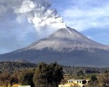 Zabranjen prilaz: Vulkan Popokatepetl izbacuje pepeo