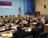Otpušteni vojnici protestuju ispred Narodne skupštine RS