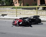 U sudaru u Gračanici teško povrijeđen motorista