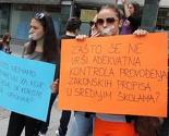 Srednjoškolci iz cijele BiH s trakama na ustima traže poštivanje svojih prava