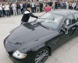 Bogati Kinez razlupao svoj Maserati zbog lošeg servisa