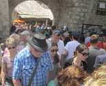 Turisti preplavili Mostar, ogromne gužve na Starom mostu