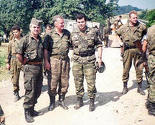 Pripadnici zloglasne Zlatne zore bili su u julu 1995. u Srebrenici