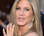Jennifer Aniston plakala zbog operacije Angeline Jolie