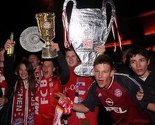 Ni jaka kiša nije spriječila Bayern u proslavi historijskog uspjeha