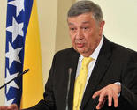 Radmanović: Pasoši neće udaljiti stanovnike BiH i Hrvatske