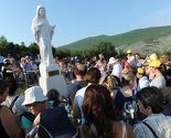 U Međugorju se obilježava 32. godišnjica od ukazanja Gospe, došli hodočasnici iz cijelog svijeta
