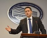 Bećirović: Parlamentarcima treba ukinuti godišnje odmore