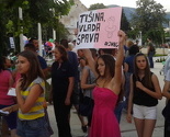 Mostarci kreativnim protestom podržali akciju za JMBG