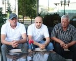 Poljoprivrednici poručili da će svojim proizvodima svaki dan gađati zgradu Vlade