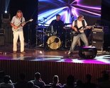 Grupa Leb i Sol svojim nastupom pokušala oživjeti osamdesete