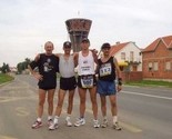 Učesnici ultramaratona Vukovar-Srebrenica na putu prema Bijeljini