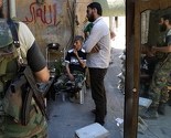 Sirijska opozicija: 200 civila zarobljeno u džamiji u predgrađu Damaska
