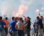 Manijaci s pjesmom i bakljama stigli na Doosan Arenu