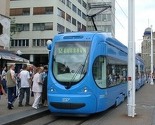 Par iz Zagreba zbog poljupca dobio batine u tramvaju