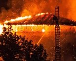 Priča o Amiru Ćehiću, vatrogascu sa zastrašujuće fotografije požara u Bihaću
