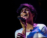 Pjevač benda One Direction potpisao za Doncaster Roverse