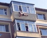 Uhvatila supruga za bokserice i spasila ga samoubistva