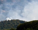Požar kod Jablanice izvan kontrole, povrijeđen vatrogasac