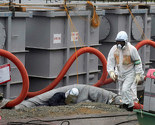 Fukushima dnevno izlije 300 tona radioaktivne vode u okean