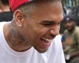Chris Brown pretrpio napad, odbio otići u bolnicu