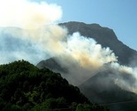 Situacija u Jablanici zabrinjavajuća, požar se ponovo razbuktava