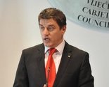 Hadžić za vraćanje statusa graničnom prijelazu Gabela polje 1