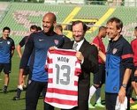 Patrick Moon i mališani sa smetnjama u razvoju na treningu nogometaša SAD-a