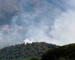 Vatra i dalje bukti u Jablanici, potrebno djelovanje helikoptera